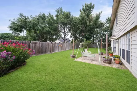 Exterior - 11906 Helene Ct, Pinehurst, TX 77362 photo 3 of 3