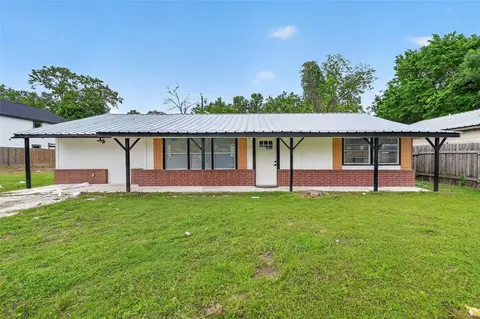 8221 Bigwood St, Houston, TX 77078