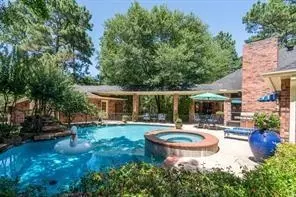 12102 Oak Haven W Dr, Magnolia, TX 77354
