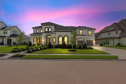 10643 Crystal Spring Dr, Missouri City, TX 77459