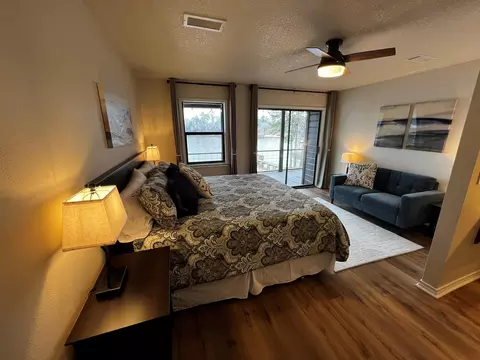 Bedroom - 669 Lake Shore Dr, Trinity, TX 75862 photo 4 of 4