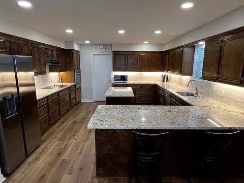 Kitchen - 669 Lake Shore Dr, Trinity, TX 75862 photo 2 of 3