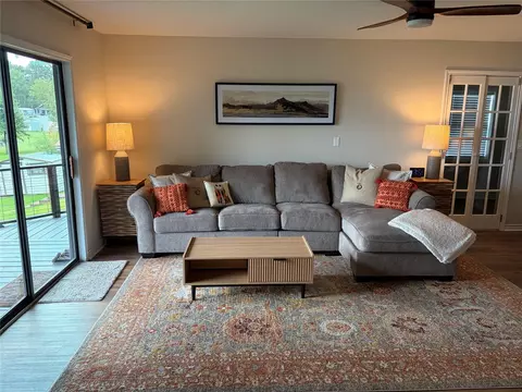 Living - 669 Lake Shore Dr, Trinity, TX 75862 photo 1 of 2