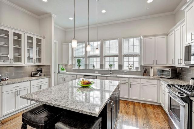 2616 Madeline Grove Dr, Houston, TX 77008