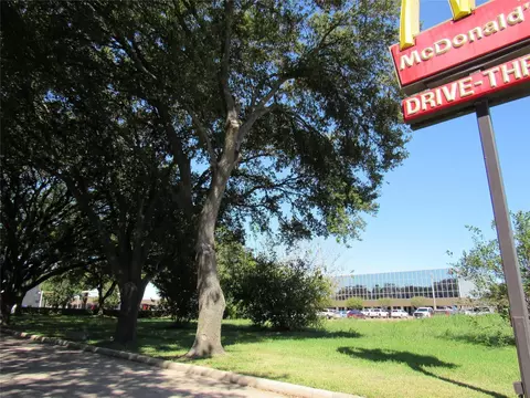 3735 Red Bluff Rd, Pasadena, TX 77503 photo 3