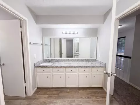Bath - 17810 Asphodel Ln, Spring, TX 77379 photo 5 of 6