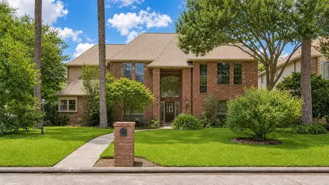 8412 Hidden Trail Ln, Spring, TX 77379