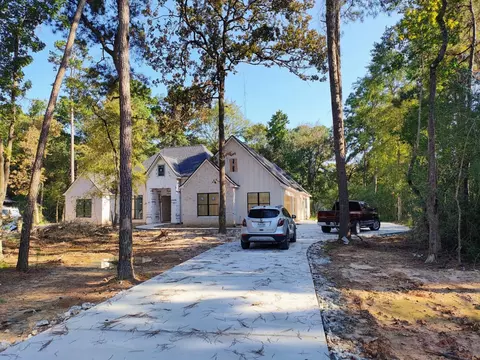 2 Lake Forest Dr, Conroe, TX 77384 photo 1