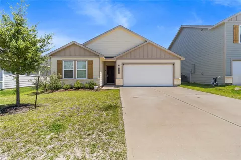 111 Bering Dr, Huntsville, TX 77320