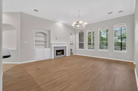Living - 62 S Bardsbrook Cir, Spring, TX 77382 photo 1 of 4