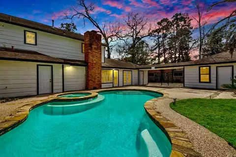 710 Magic Oaks Dr, Spring, TX 77388 photo 1