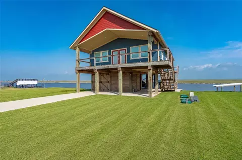 1453 County Road 230, Sargent, TX 77414