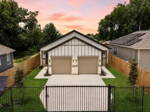 4335 Alvin St #A/B, Houston, TX 77051