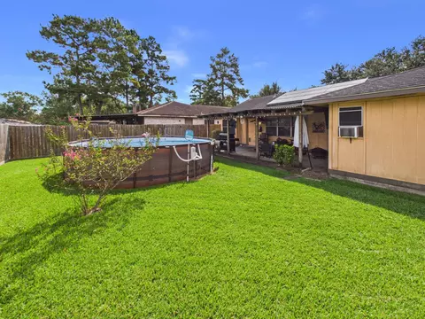 Exterior - 5807 Walnutgate Dr, Spring, TX 77373 photo 5 of 5