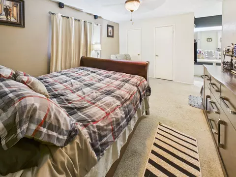 Bedroom - 5807 Walnutgate Dr, Spring, TX 77373 photo 6 of 6