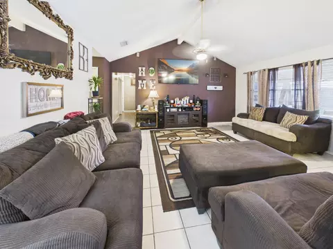 Living - 5807 Walnutgate Dr, Spring, TX 77373 photo 3 of 3