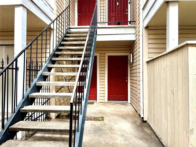 2750 Holly Hall St #605, Houston, TX 77054