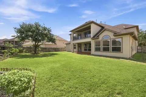 Exterior - 4023 Sutton Shadow Ln, Katy, TX 77494 photo 5 of 7