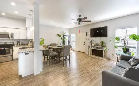 3800 Tanglewilde St #803, Houston, TX 77063