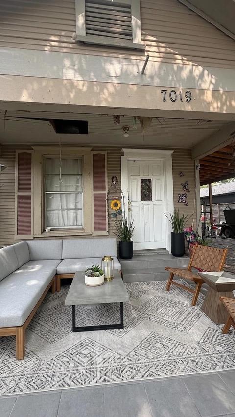 7019 Finn St, Houston, TX 77022
