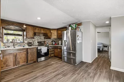 510 Rd 5512, Cleveland, TX 77327