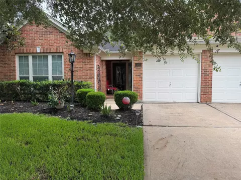 21911 Rivergate Ct, Richmond, TX 77469