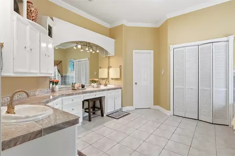 Bath - 21411 Stargrass Dr, Spring, TX 77388 photo 1 of 4