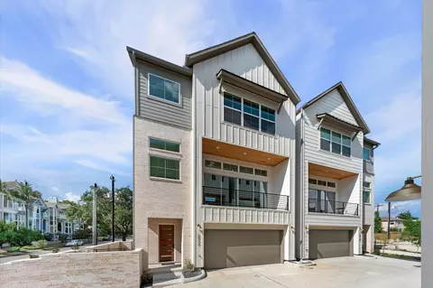 2918 Michaux St, Houston, TX 77009