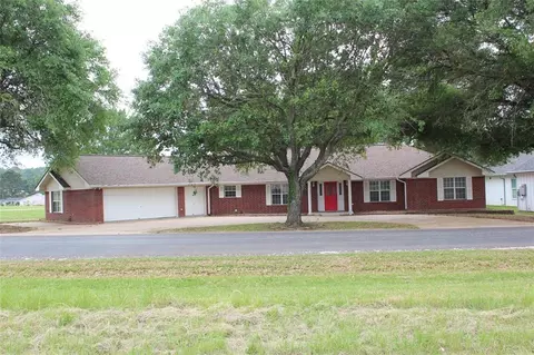 27 Westwood Dr W, Trinity, TX 75862 photo 1