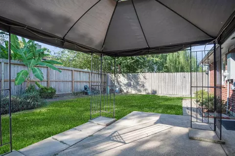 Exterior - 3315 Mourning Dove Dr, Spring, TX 77388 photo 9 of 11