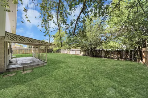 Exterior - 24230 Azure Sky Dr, Spring, TX 77373 photo 6 of 7