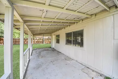Exterior - 24230 Azure Sky Dr, Spring, TX 77373 photo 5 of 7