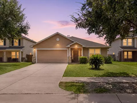 2631 Steelhead Dr, Houston, TX 77045
