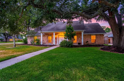 501 Audubon St, League City, TX 77573
