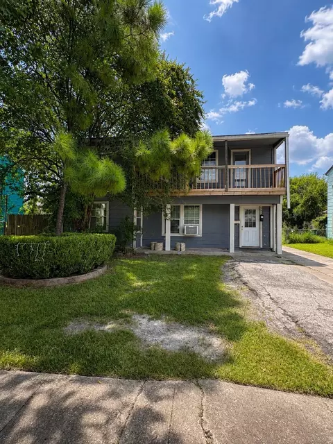 5016 Irving Way, Houston, TX 77087