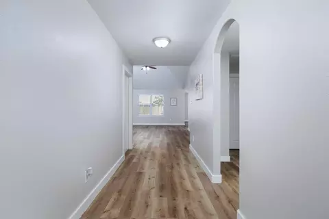 Entry Way - 10232 Tate Ct, Conroe, TX 77385 photo 1 of 2