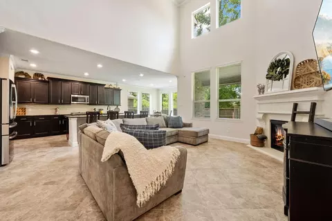 23486 Fauburg Dr, New Caney, TX 77357