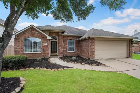 18315 Crossland Ct, Cypress, TX 77433