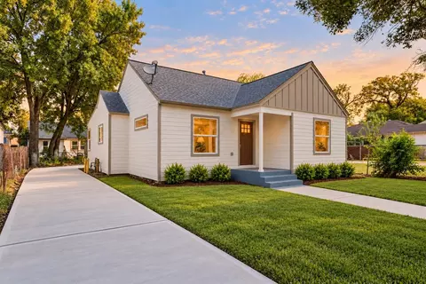 5317 Pease St, Houston, TX 77023