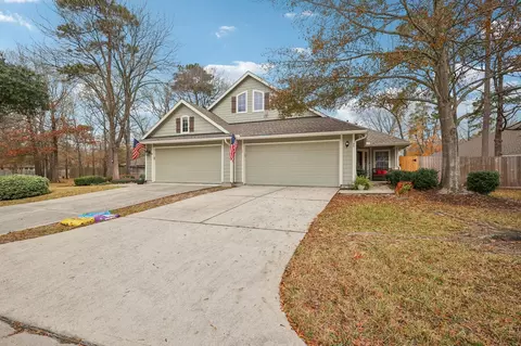 30 Trafalgar Pl, Conroe, TX 77384