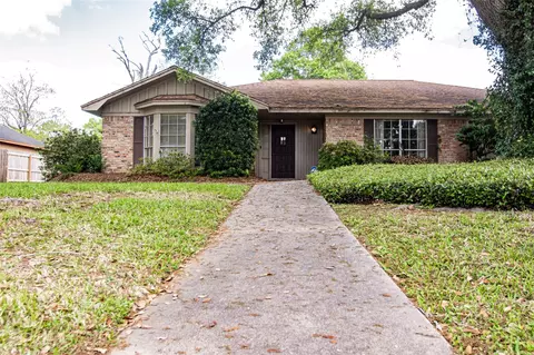 5950 Pinkstaff Ln, Beaumont, TX 77706