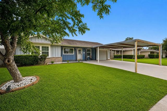 1306 Camden Road St, Pasadena, TX 77502