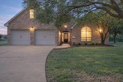 1010 Mockingbird Ln, Richwood, TX 77531