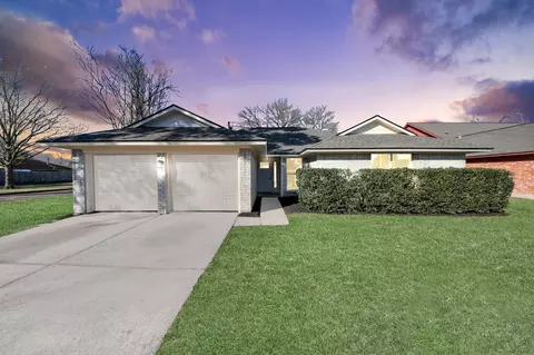 11403 Toucan Ln, Houston, TX 77067