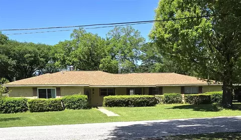 135 Redbud St, Trinity, TX 75862 photo 1