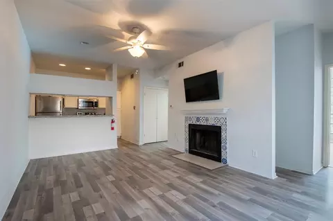 8055 Cambridge St #101, Houston, TX 77054