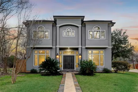 5519 Newcastle St, Bellaire, TX 77401