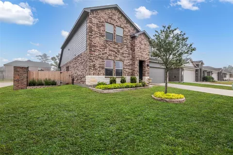 3318 Iron Pine Ln, Conroe, TX 77301