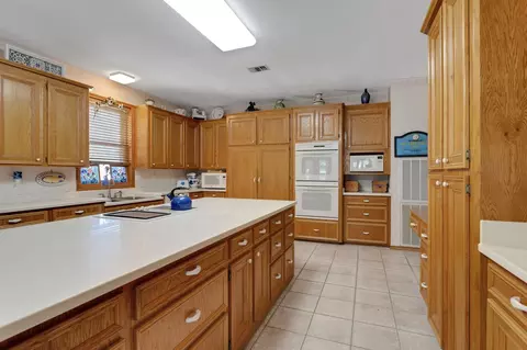 Kitchen - 26 Westpoint Dr, Trinity, TX 75862 photo 5 of 5