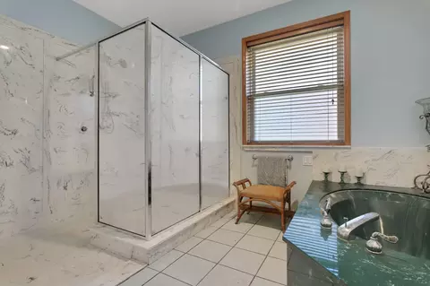 Bath - 26 Westpoint Dr, Trinity, TX 75862 photo 3 of 6